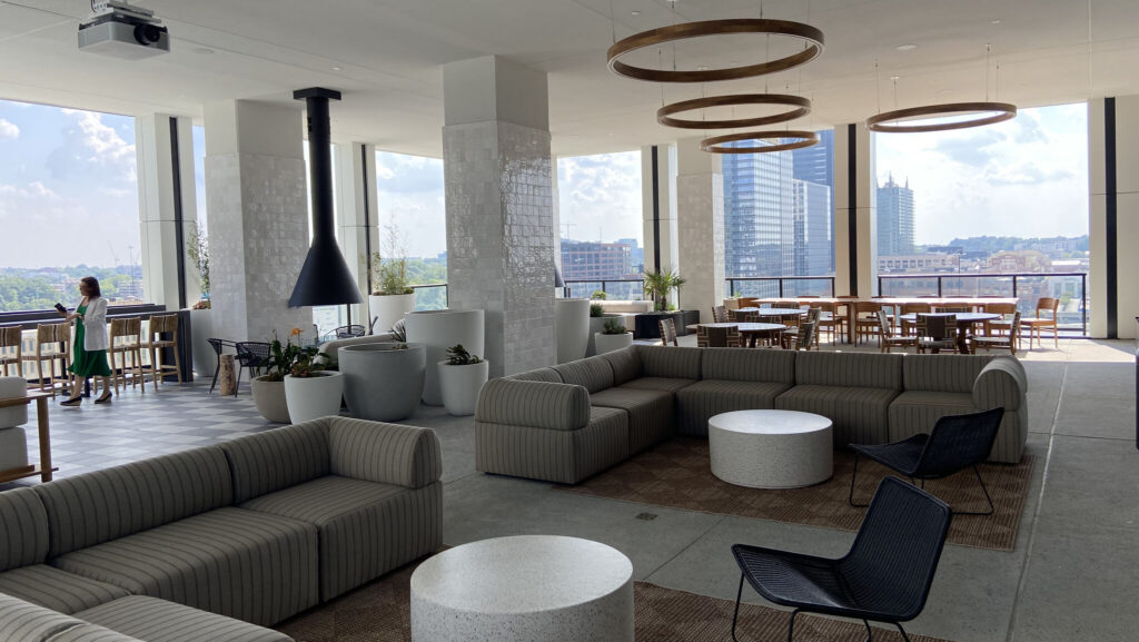 Media - Emmi Midtown